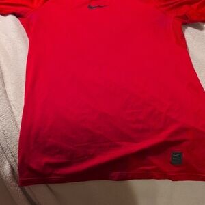 Nike Men's Red Short Sleeve Tee